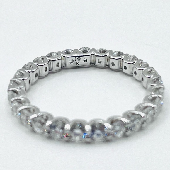 2ct TW Round Lab Diamond Shared Prong Eternity Ring in 14k White Gold Size 7 - Picture 6 of 7